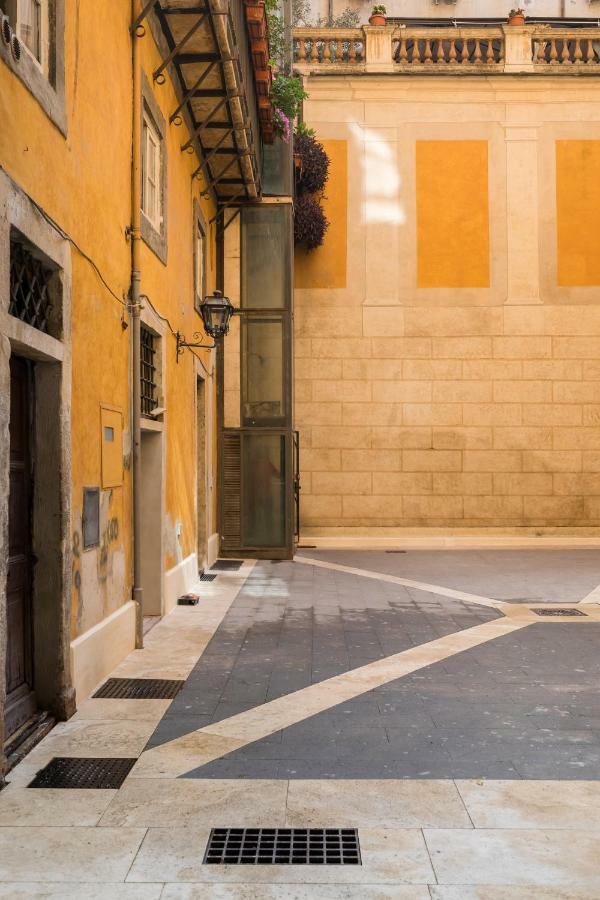 A World Aparts - 13 T.Argentina Rome Buitenkant foto